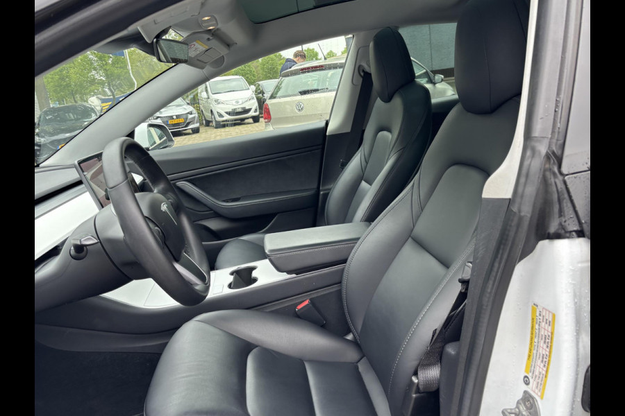 Tesla Model 3 Long Range AWD 75 kWh ORIG. NL. NAP KM. | AUTOPILOT | RIJKLAAR INCL. 12 MND. BOVAGGARANTIE