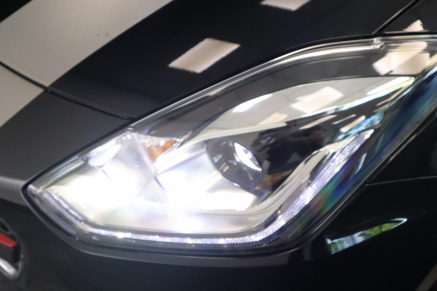 Suzuki Swift 1.0 Stijl 112PK Automaat TWo tone Color Navigatie Dab+ 16LMV Cruise Control Stoelverwarming