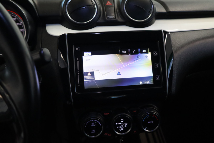 Suzuki Swift 1.0 Stijl 112PK Automaat TWo tone Color Navigatie Dab+ 16LMV Cruise Control Stoelverwarming