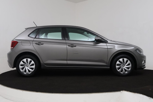 Volkswagen Polo 1.0 TSI Comfortline (NAP, PARKEERSENSOREN, CRUISE CONTROL ADAPTIEF, NAVIGATIE, AUTOMAAT, NL-AUTO)
