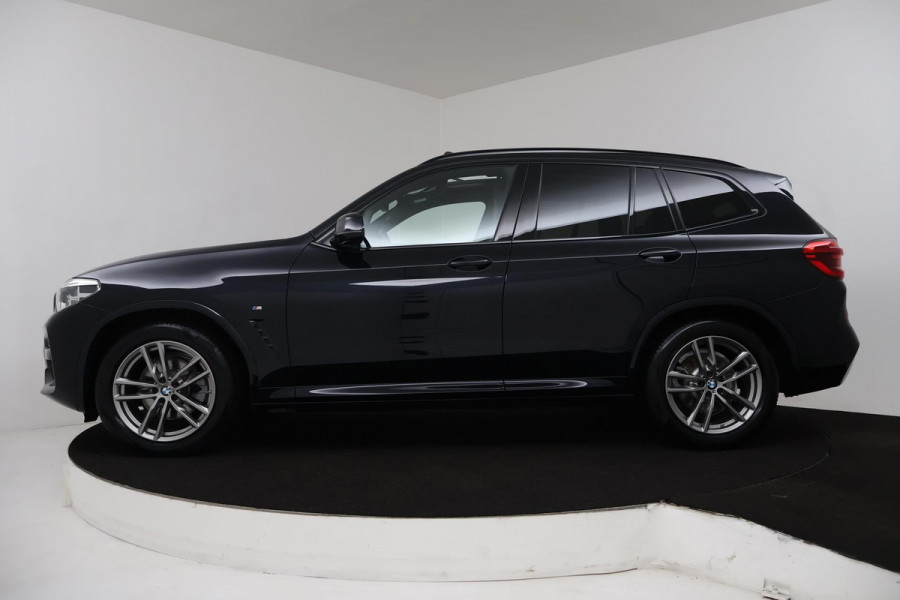 BMW X3 XDrive20i High Executive (PANORAMADAK, TREKHAAK, CAMERA, NAVIGATIE, STOELVERWARMING, ELEKTR STOELEN, DEALER ONDERHOUDEN)