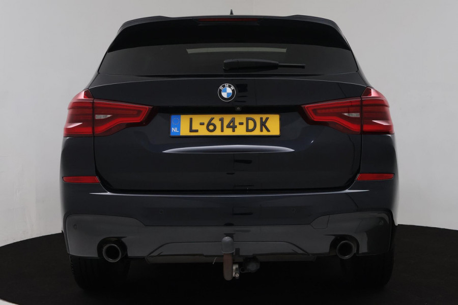 BMW X3 XDrive20i High Executive (PANORAMADAK, TREKHAAK, CAMERA, NAVIGATIE, STOELVERWARMING, ELEKTR STOELEN, DEALER ONDERHOUDEN)
