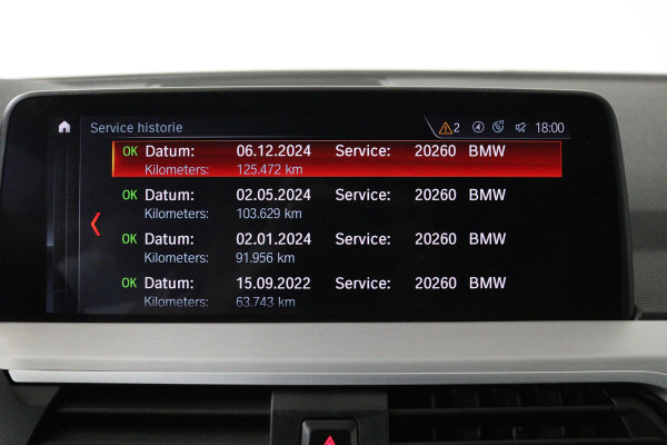 BMW X3 XDrive20i High Executive (PANORAMADAK, TREKHAAK, CAMERA, NAVIGATIE, STOELVERWARMING, ELEKTR STOELEN, DEALER ONDERHOUDEN)