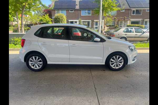 Volkswagen Polo 1.0 5 DEURS-BLUETOOTH-NIEUWE APK