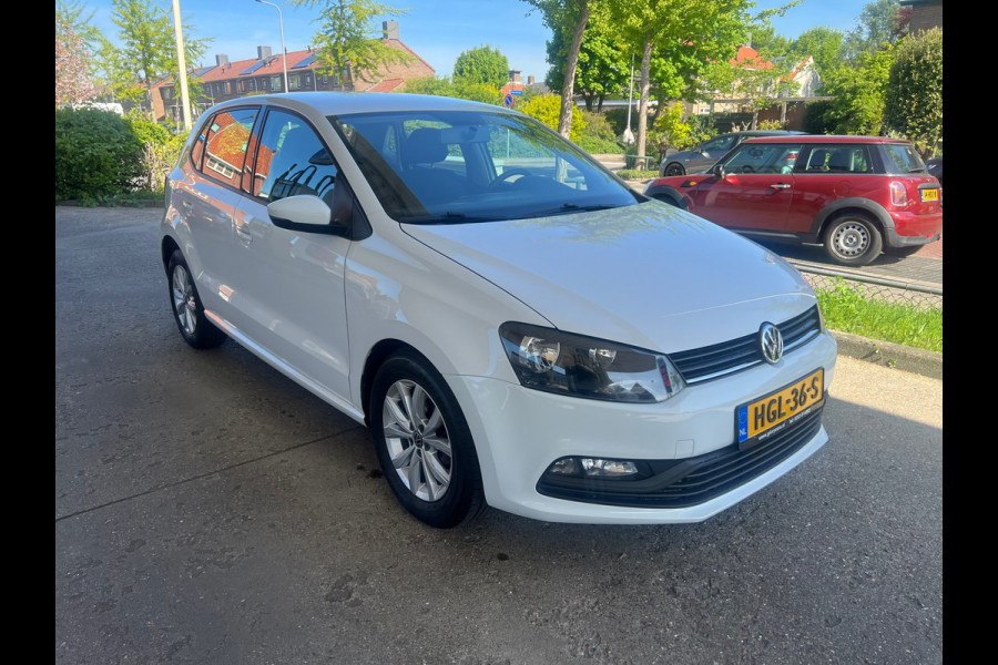 Volkswagen Polo 1.0 5 DEURS-BLUETOOTH-NIEUWE APK