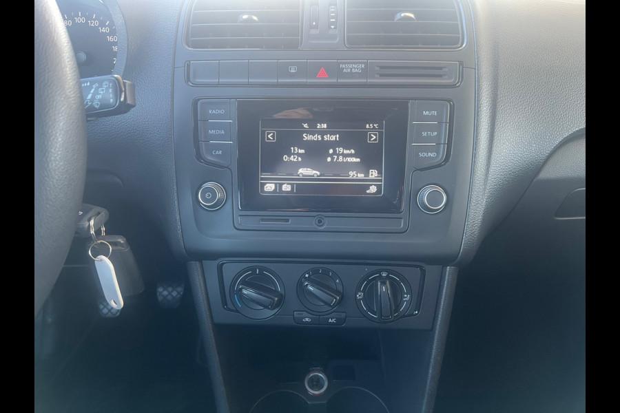 Volkswagen Polo 1.0 5 DEURS-BLUETOOTH-NIEUWE APK
