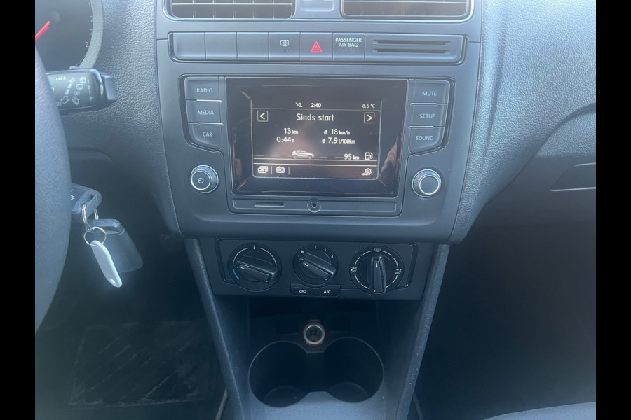 Volkswagen Polo 1.0 5 DEURS-BLUETOOTH-NIEUWE APK