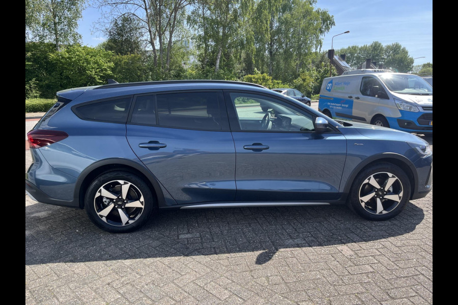 Ford Focus 1.0 EcoBoost Hybrid Active X 155pk | Winterpack | SYNC 4 Navigatie |  Elektrische Wegklapbare Trekhaak | 1.500kg Trekgewicht