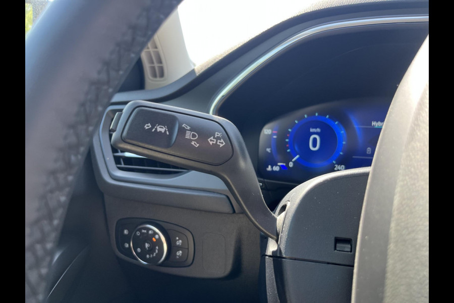 Ford Focus 1.0 EcoBoost Hybrid Active X 155pk | Winterpack | SYNC 4 Navigatie |  Elektrische Wegklapbare Trekhaak | 1.500kg Trekgewicht