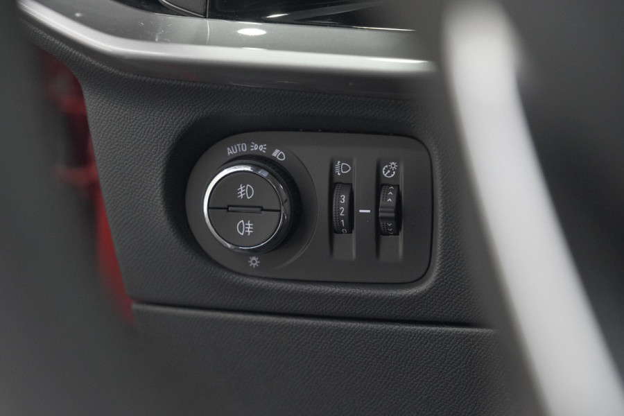Opel Mokka 130 Turbo EAT8 Ultimate | Camera | Dodehoekdetectie | Massage | Adaptieve Cruise Control