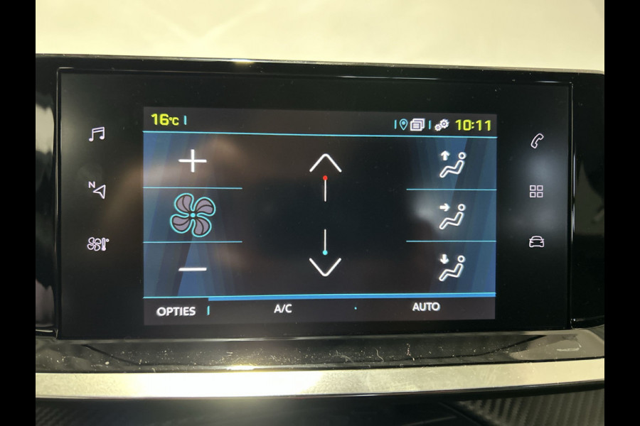 Peugeot e-2008 EV Allure 50 kWh | Navigatie | Parkeersensor achter | SoH ( batterijtest ) 100 % score