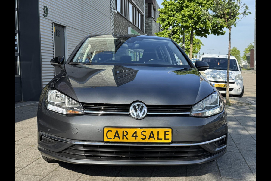 Volkswagen Golf 1.0 TSI IQ-Drive Limited - Navigatie / Apple CarPlay I Airco I LED I PDC I Sport velgen I Dealer onderhouden