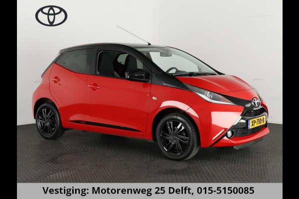 Toyota Aygo 1.0 VVT-i X-CITE BI-TONE CAMERA.BLACKLINE VELG.AIRCO. GARANTIE TOT 4-2028