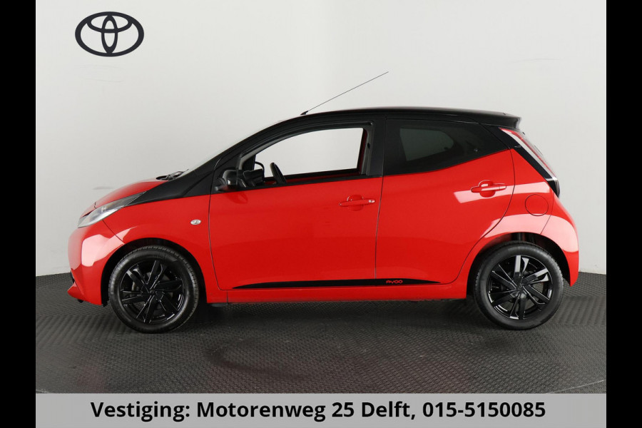 Toyota Aygo 1.0 VVT-i X-CITE BI-TONE CAMERA.BLACKLINE VELG.AIRCO. GARANTIE TOT 4-2028