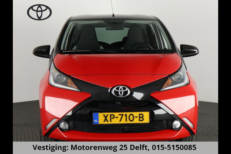 Toyota Aygo 1.0 VVT-i X-CITE BI-TONE CAMERA.BLACKLINE VELG.AIRCO. GARANTIE TOT 4-2028