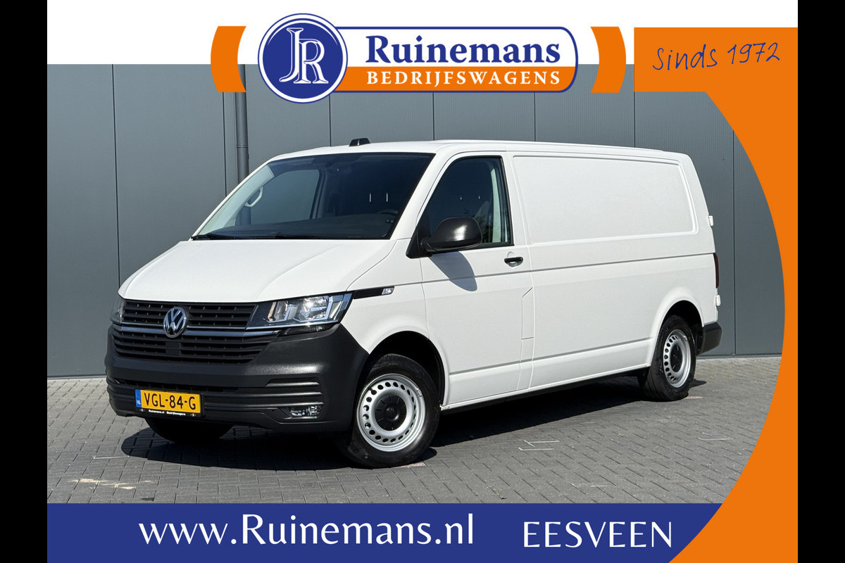 Volkswagen Transporter 2.0 TDI 6.1 / L2H1 / Highline / STOELVERW / 1e EIG. / BOTT INRICHTING / AIRCO / CRUISE / CAMERA / NAVI Volkswagen Transporter 2.0 TDI 6.1 / L2H1 / Highline / STOELVERW / 1e EIG. / BOTT INRICHTING / AIRCO / CRUISE / CAMERA / NAVI