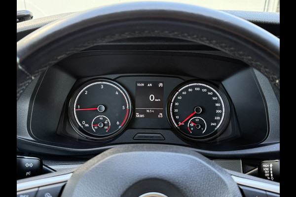 Volkswagen Transporter 2.0 TDI 6.1 / L2H1 / Highline / STOELVERW / 1e EIG. / BOTT INRICHTING / AIRCO / CRUISE / CAMERA / NAVI