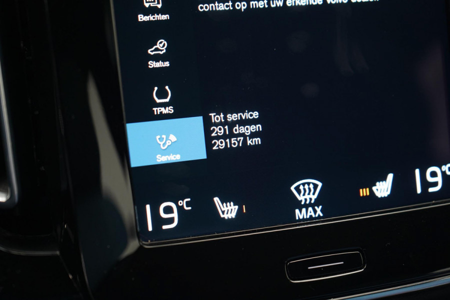 Volvo XC40 1.5 T5 263pk Plug-in hybrid Plus Bright | Memory | Navigatie | Stoelverwarming voor- en achter | Achteruitrijcamera