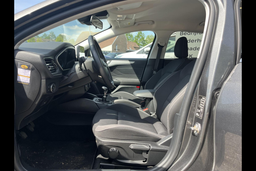 Ford FOCUS Wagon 1.0 EcoBoost Trend Edition Business 125pk Navigatie | Airco | ST-Line Velgen | Parkeersensoren | Apple Carplay | Android Auto