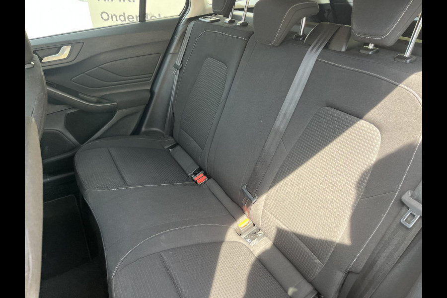 Ford FOCUS Wagon 1.0 EcoBoost Trend Edition Business 125pk Navigatie | Airco | ST-Line Velgen | Parkeersensoren | Apple Carplay | Android Auto