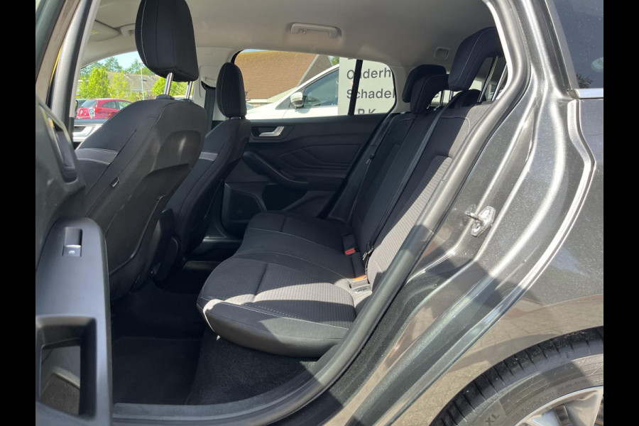 Ford FOCUS Wagon 1.0 EcoBoost Trend Edition Business 125pk Navigatie | Airco | ST-Line Velgen | Parkeersensoren | Apple Carplay | Android Auto