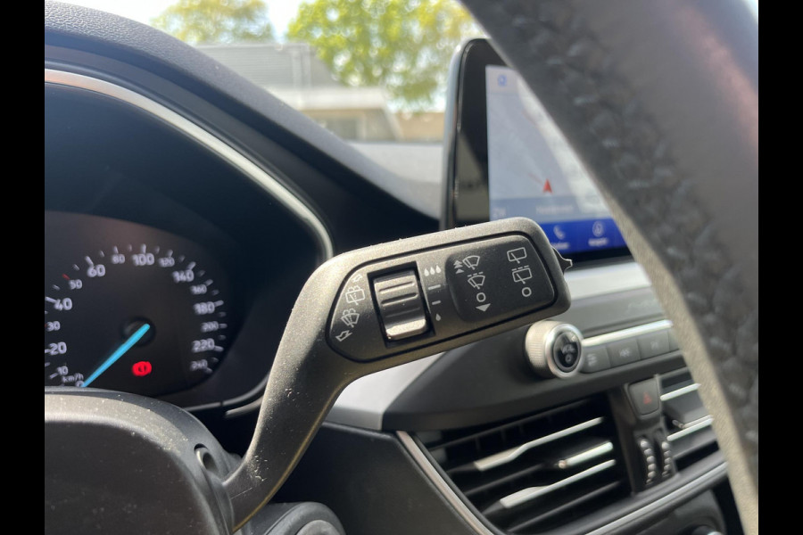 Ford FOCUS Wagon 1.0 EcoBoost Trend Edition Business 125pk Navigatie | Airco | ST-Line Velgen | Parkeersensoren | Apple Carplay | Android Auto