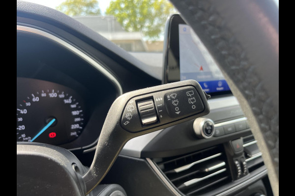 Ford FOCUS Wagon 1.0 EcoBoost Trend Edition Business 125pk Navigatie | Airco | ST-Line Velgen | Parkeersensoren | Apple Carplay | Android Auto
