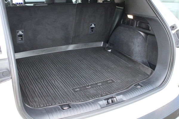 Ford Kuga 2.5 PHEV Titanium X | Panoramadak | Adaptive cruise control | Winter Pack | Elektrische achterklep | Half leder | Bang&Olufsen