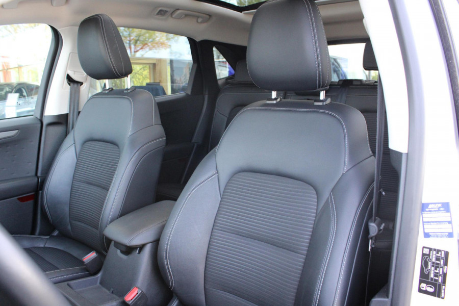 Ford Kuga 2.5 PHEV Titanium X | Panoramadak | Adaptive cruise control | Winter Pack | Elektrische achterklep | Half leder | Bang&Olufsen