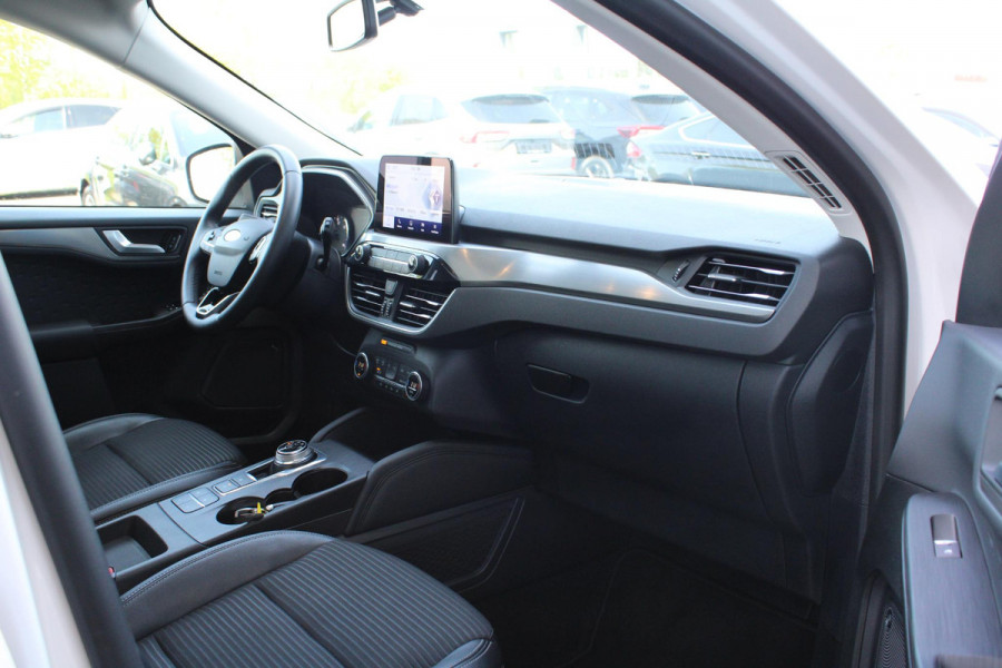 Ford Kuga 2.5 PHEV Titanium X | Panoramadak | Adaptive cruise control | Winter Pack | Elektrische achterklep | Half leder | Bang&Olufsen