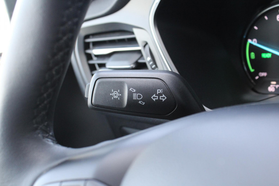 Ford Kuga 2.5 PHEV Titanium X | Panoramadak | Adaptive cruise control | Winter Pack | Elektrische achterklep | Half leder | Bang&Olufsen