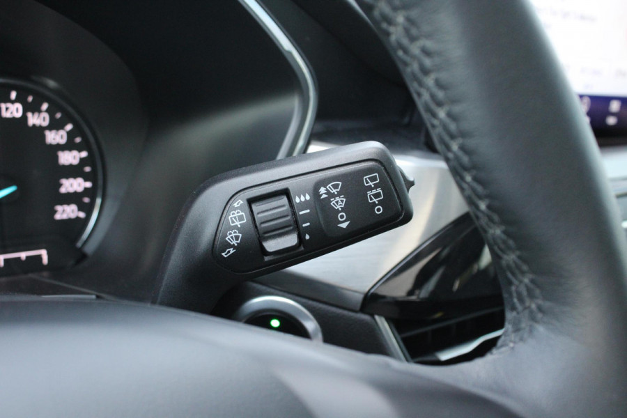 Ford Kuga 2.5 PHEV Titanium X | Panoramadak | Adaptive cruise control | Winter Pack | Elektrische achterklep | Half leder | Bang&Olufsen