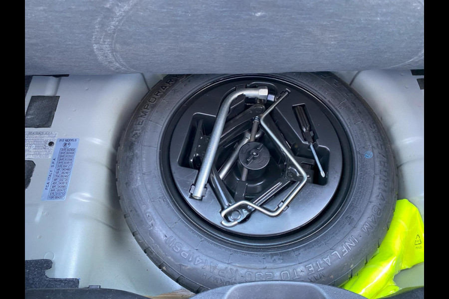 Fiat 500 0.9 TwinAir Turbo Lounge/ Pano/ Clima/ Navi