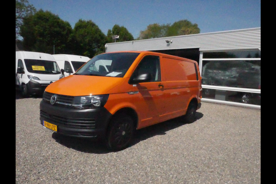 Volkswagen Transporter 2.0 TSI 150PK, L1H1, Airco, Benzine