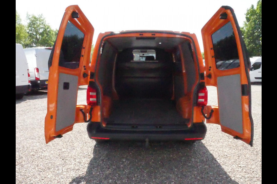 Volkswagen Transporter 2.0 TSI 150PK, L1H1, Airco, Benzine