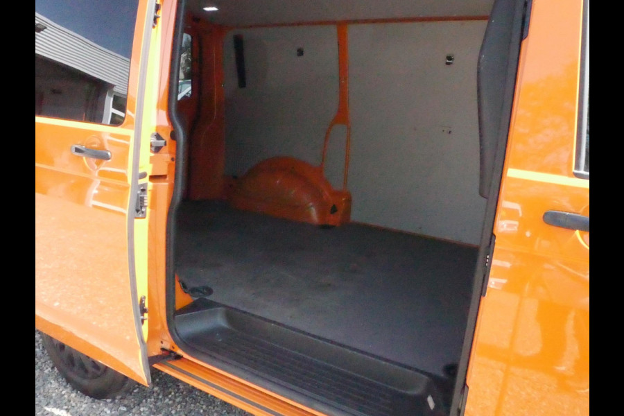 Volkswagen Transporter 2.0 TSI 150PK, L1H1, Airco, Benzine