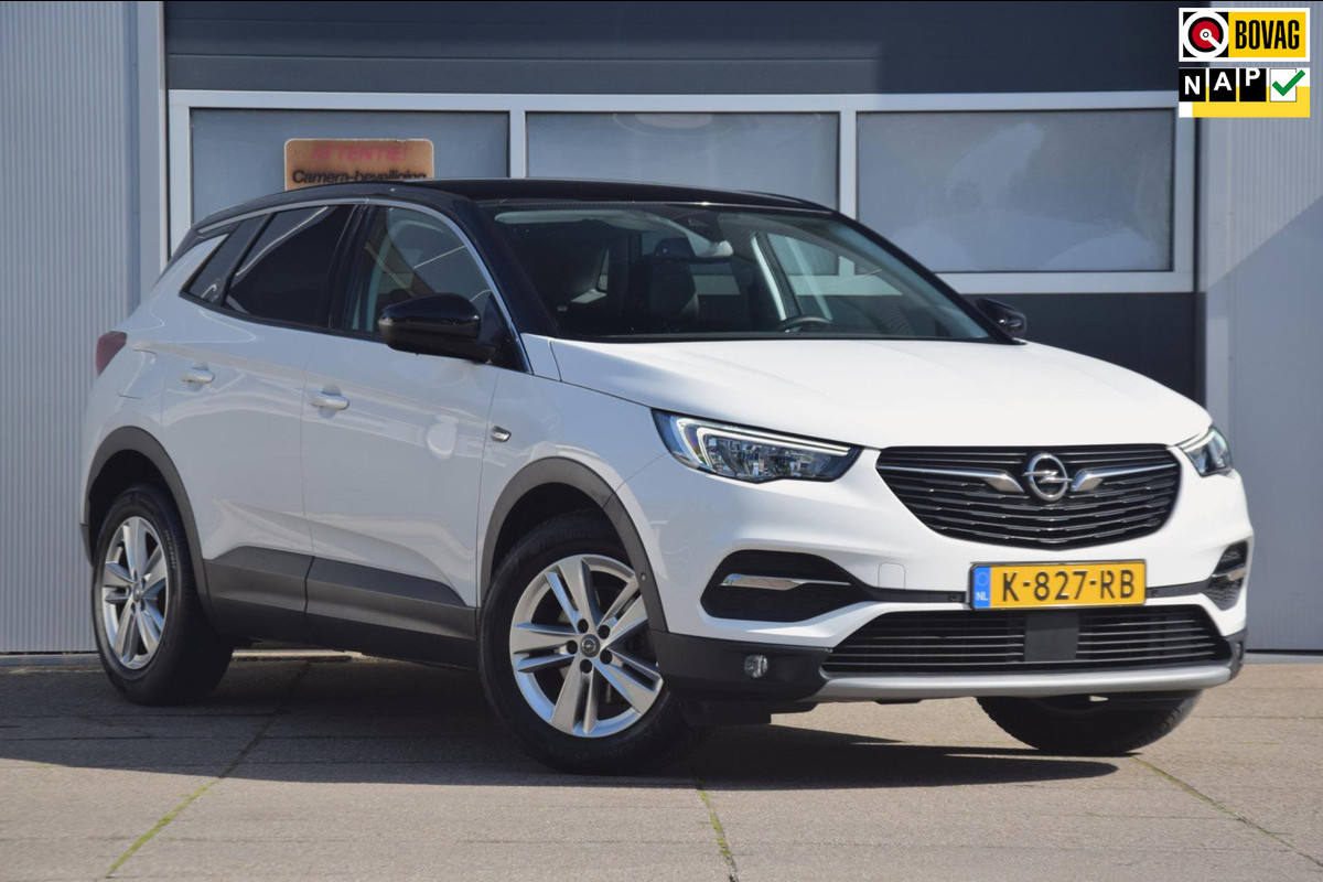 Opel Grandland X 1.2 Turbo Elegance Camera / Climate Control / Trekhaak Opel Grandland X 1.2 Turbo Elegance Camera / Climate Control / Trekhaak