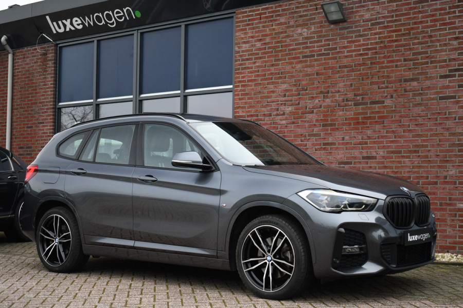 BMW X1 xDrive25e M-Sport Pano HUD ACC Carplay Camera El-Klep