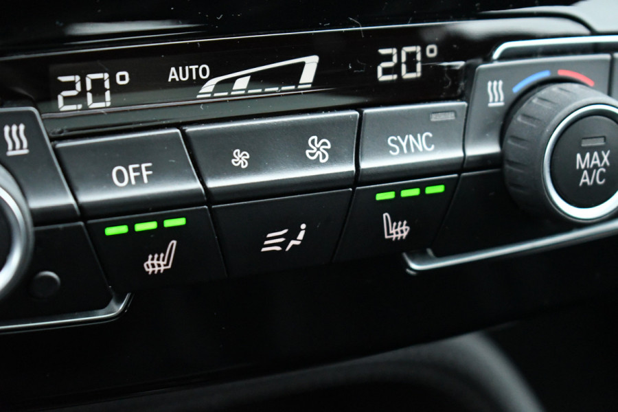 BMW X1 xDrive25e M-Sport Pano HUD ACC Carplay Camera El-Klep