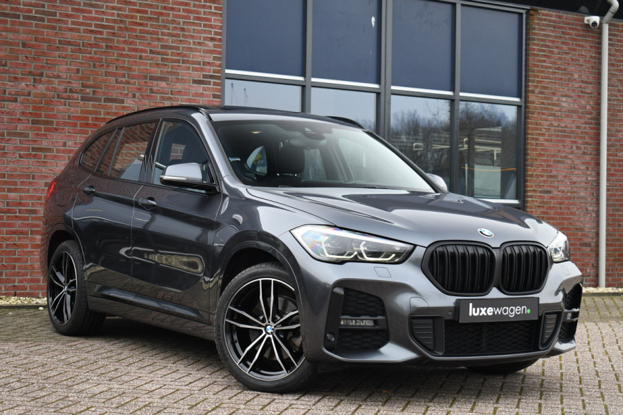BMW X1 xDrive25e M-Sport Pano HUD ACC Carplay Camera El-Klep