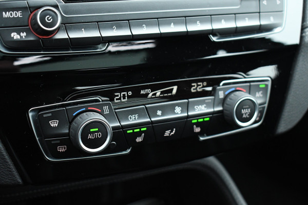 BMW X1 xDrive25e M-Sport Pano HUD ACC Carplay Camera El-Klep