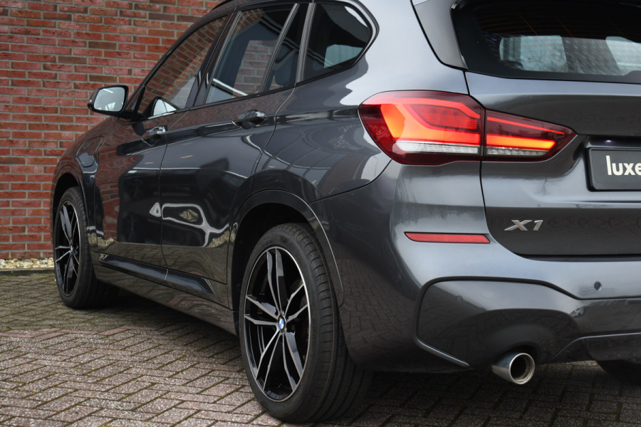 BMW X1 xDrive25e M-Sport Pano HUD ACC Carplay Camera El-Klep