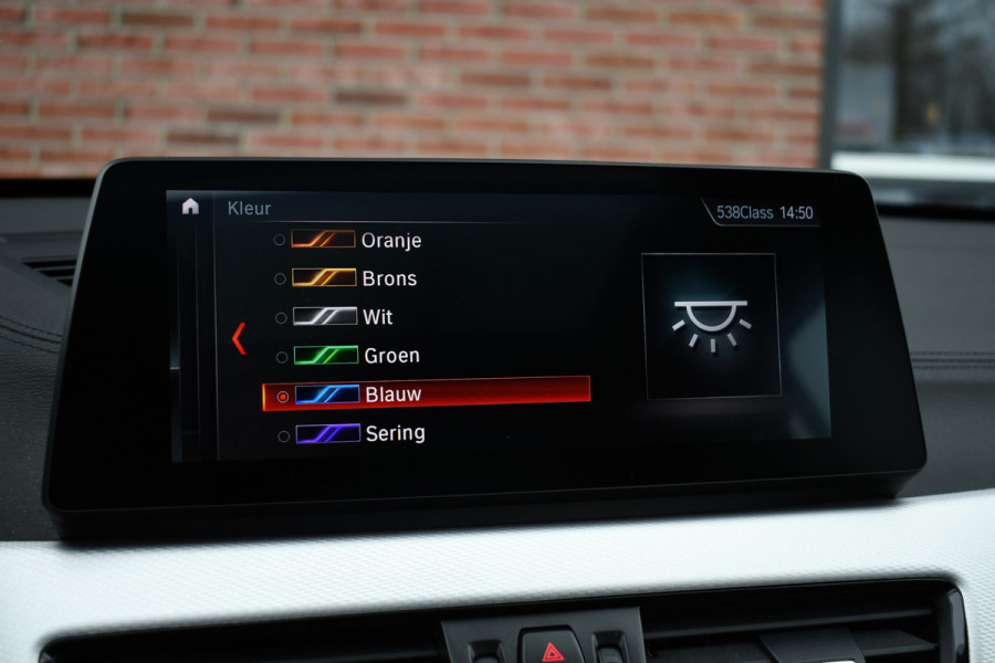 BMW X1 xDrive25e M-Sport Pano HUD ACC Carplay Camera El-Klep