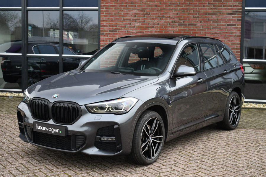 BMW X1 xDrive25e M-Sport Pano HUD ACC Carplay Camera El-Klep
