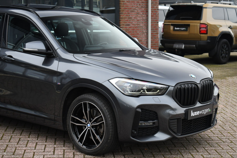 BMW X1 xDrive25e M-Sport Pano HUD ACC Carplay Camera El-Klep