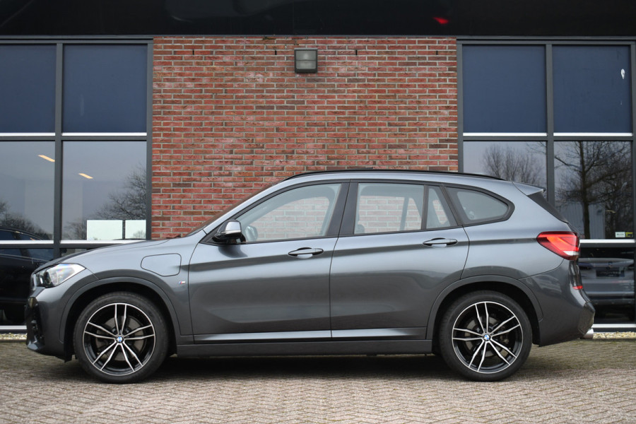 BMW X1 xDrive25e M-Sport Pano HUD ACC Carplay Camera El-Klep