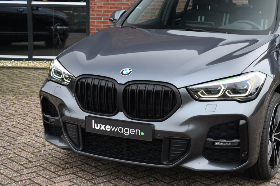 BMW X1 xDrive25e M-Sport Pano HUD ACC Carplay Camera El-Klep