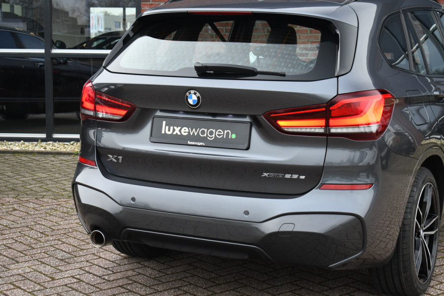 BMW X1 xDrive25e M-Sport Pano HUD ACC Carplay Camera El-Klep