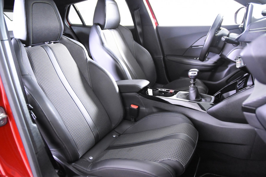 Peugeot 2008 GT-Line *1ste Eigenaar*Navigatie*Leer*Ambiente*