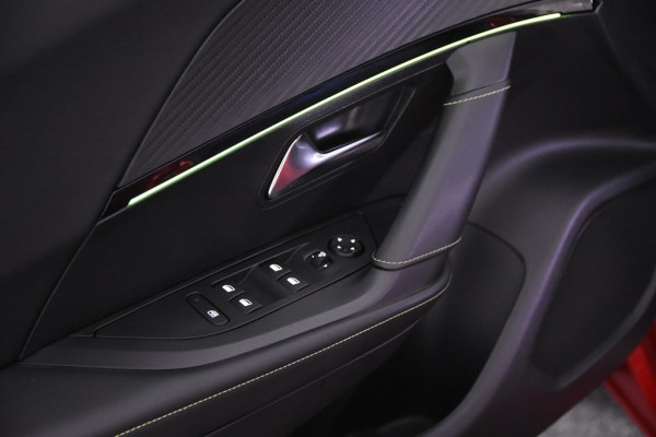 Peugeot 2008 GT-Line *1ste Eigenaar*Navigatie*Leer*Ambiente*